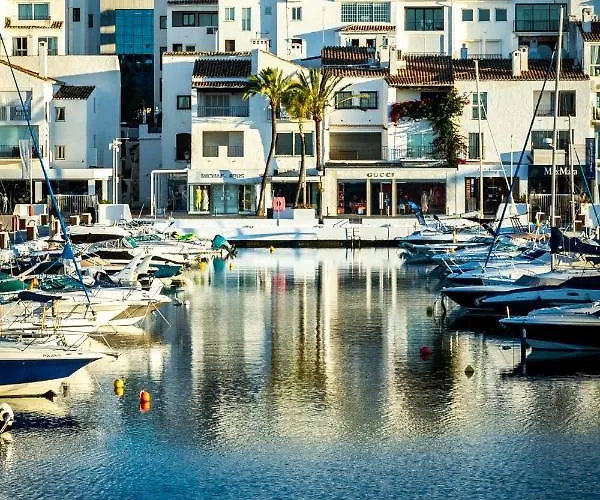 شقة Banus